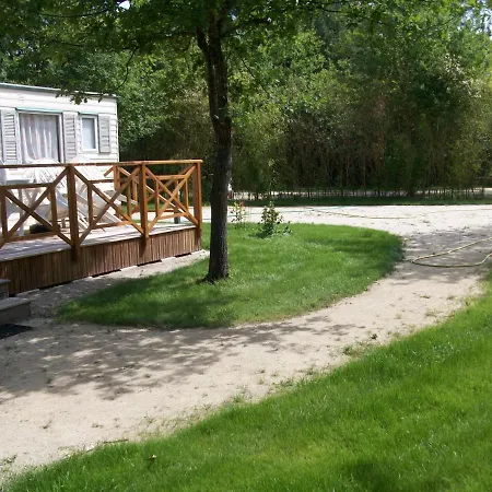 Campsite Mobilhome 2 Calme Et Tranquilite *